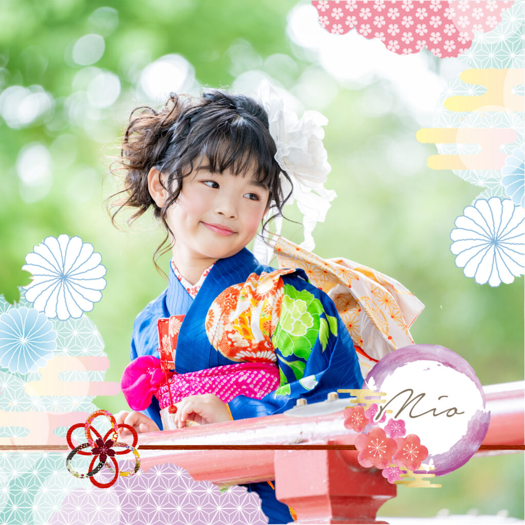 女の子モデルのクッションパネルボード